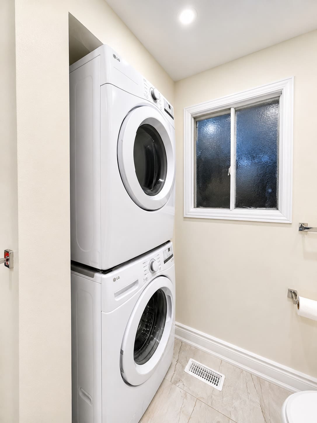 Full photo tour photo 18 at Ebstad Luxe furnished rental in Waterloo Ontario
