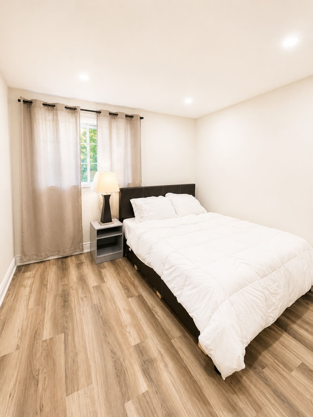 Full photo tour photo 19 at Ebstad Luxe furnished rental in Waterloo Ontario